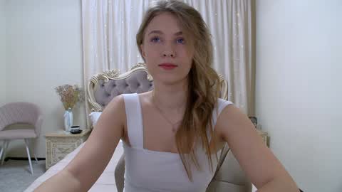 Snapshot of pamelablair chatting on 01.28.25 Pamela Blair online show from 01.28.25