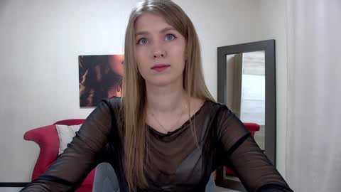 Snapshot of pamelablair chatting on 01.29.25 Pamela Blair online show from 01.29.25