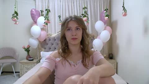 Snapshot of pamelablair chatting on 02.22.25 Pamela Blair online show from 02.22.25