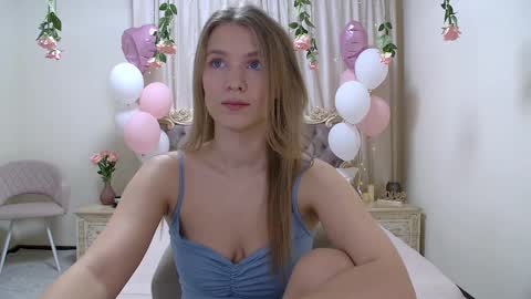 Snapshot of pamelablair chatting on 03.01.25 Pamela Blair online show from 03.01.25