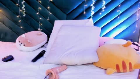 Pamela  online show from 01.12.25