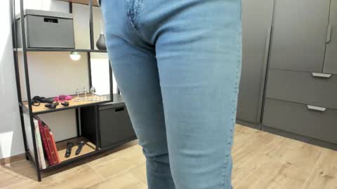 Snapshot of pampersandspanking chatting on 02.28.26 pampersandspanking online show from 02.28.26