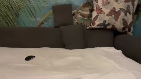 Porn online show from 12.18.25