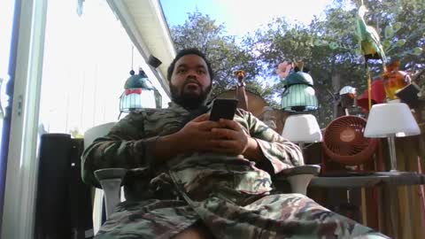 Snapshot of pandaisamess chatting on 09.11.25 Bear2698 online show from 09.11.25