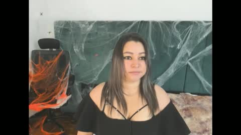 Snapshot of pandorabianchi_ chatting on 10.19.25 PANDORA online show from 10.19.25