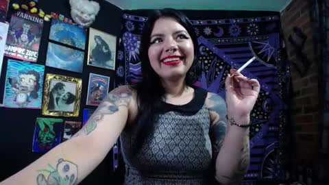       online show from 10.05.25