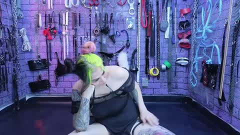 PandoraNez online show from 12.30.24