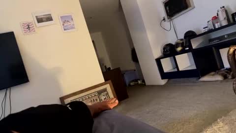 Alone online show from 10.15.25