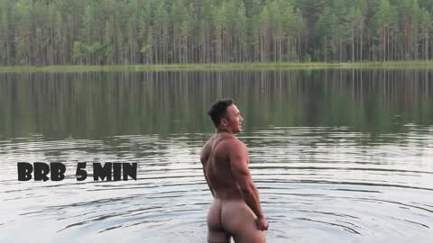 Snapshot of panther_style chatting on 10.04.25 Oleg online show from 10.04.25