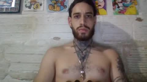 Snapshot of panthers_room chatting on 10.19.25 panthers_room online show from 10.19.25