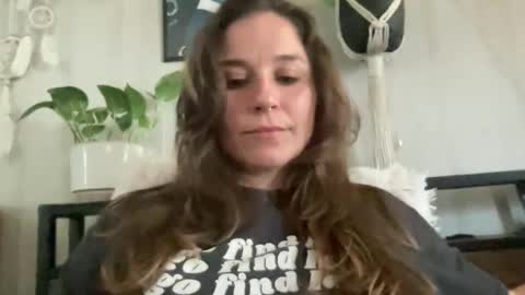 Snapshot of pantiesofthefae chatting on 05.12.26 Pantiesofthefae online show from 05.12.26