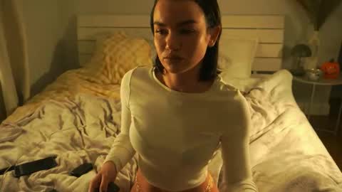 Kristina Kriss online show from 10.23.25