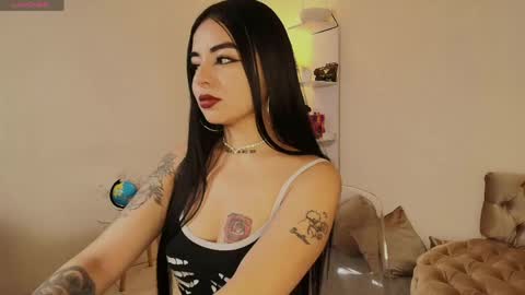 Snapshot of pao2c_ chatting on 05.25.26 PAOLA IM INDEPENDENT MODEL online show from 05.25.26
