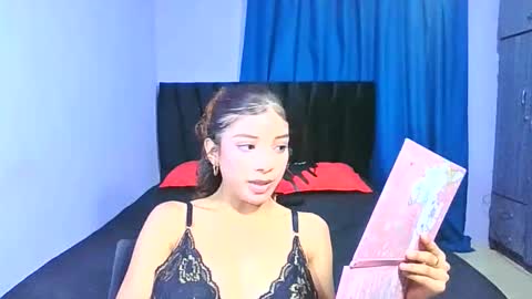 Snapshot of pao2helena chatting on 02.17.26 pao2helena online show from 02.17.26