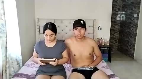 Snapshot of paola_835068 chatting on 06.03.26 Paola 23 and Andres 25 online show from 06.03.26