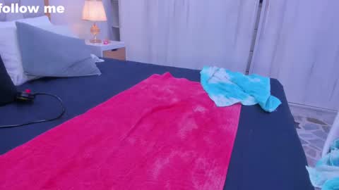 Snapshot of paolaa_rodriguez chatting on 02.12.25 Paola online show from 02.12.25