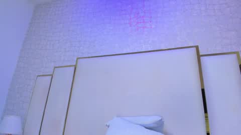 Paola  online show from 04.11.26