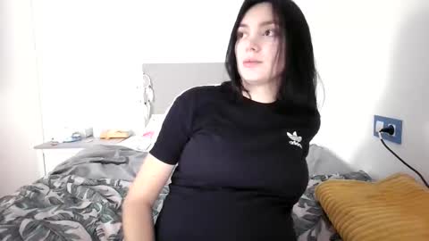 Paola Hard online show from 01.16.26