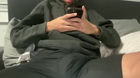 Snapshot of paolb305 chatting on 01.02.25 El wolf online show from 01.02.25