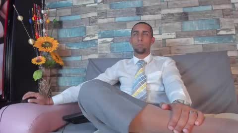 Snapshot of paolo_johnson chatting on 02.13.25 Paolo online show from 02.13.25