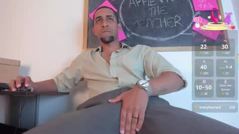 Snapshot of paolo_johnson chatting on 02.25.25 Paolo online show from 02.25.25