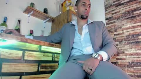 Snapshot of paolo_johnson chatting on 11.06.25 Paolo online show from 11.06.25