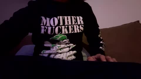 Snapshot of papaboner_foryourpleasure chatting on 11.01.25 PapaBoner online show from 11.01.25