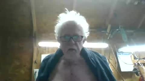 Snapshot of papajb70 chatting on 07.28.26 papajb70 online show from 07.28.26