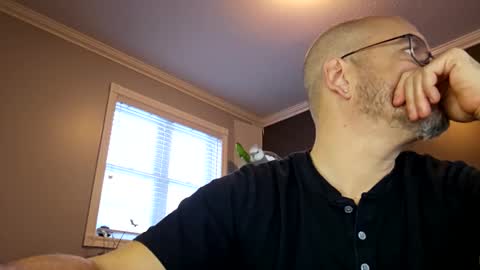 Papi online show from 01.14.25