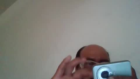 Snapshot of papi_adiel4 chatting on 04.19.26 papi_adiel4 online show from 04.19.26