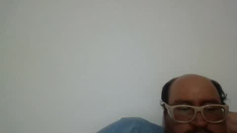 Snapshot of papi_adiel4 chatting on 06.14.26 papi_adiel4 online show from 06.14.26
