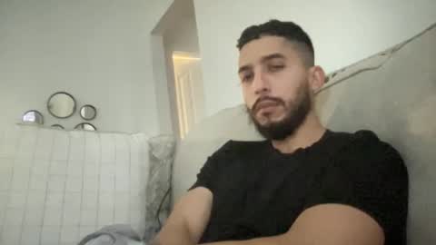 Snapshot of papicubano_guapo23cm chatting on 01.02.25 papicubano_guapo23cm online show from 01.02.25