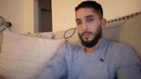 Snapshot of papicubano_guapo23cm chatting on 10.13.25 papicubano_guapo23cm online show from 10.13.25