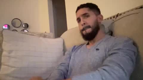 Snapshot of papicubano_guapo23cm chatting on 10.14.25 papicubano_guapo23cm online show from 10.14.25