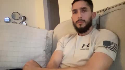 Snapshot of papicubano_guapo23cm chatting on 10.16.25 papicubano_guapo23cm online show from 10.16.25