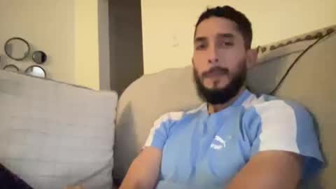 Snapshot of papicubano_guapo23cm chatting on 10.17.25 papicubano_guapo23cm online show from 10.17.25