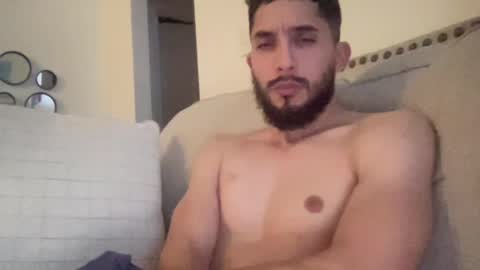 Snapshot of papicubano_guapo23cm chatting on 11.13.25 papicubano_guapo23cm online show from 11.13.25