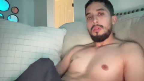 papicubano_guapo23cm online show from 06.30.26