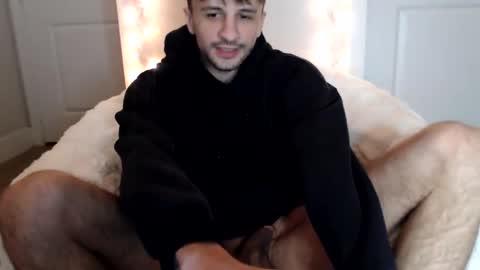 Snapshot of papijakey chatting on 01.17.26 -- New Videos Down Below online show from 01.17.26