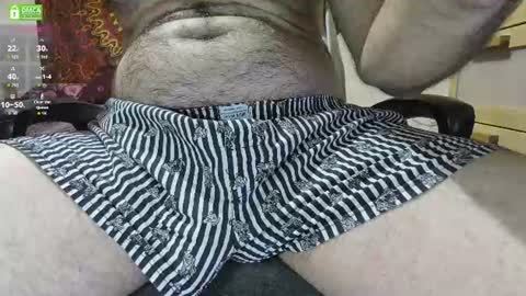 Snapshot of papiloveclit chatting on 06.14.26 papilovesclits online show from 06.14.26