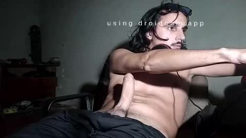 Snapshot of papito20cm chatting on 02.21.26 Lau online show from 02.21.26