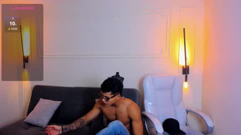 Ryan And Casper online show from 10.23.25