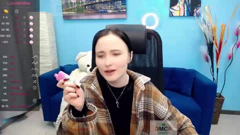 Snapshot of paradox_666_ chatting on 12.16.24 Louise online show from 12.16.24