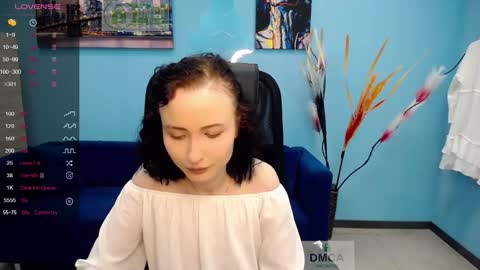 Snapshot of paradox_666_ chatting on 01.01.25 Louise online show from 01.01.25