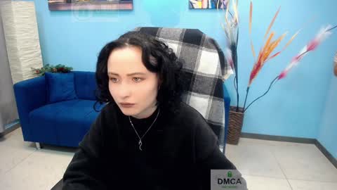 Snapshot of paradox_666_ chatting on 01.25.25 Louise online show from 01.25.25