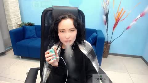 Snapshot of paradox_666_ chatting on 01.25.25 Louise online show from 01.25.25