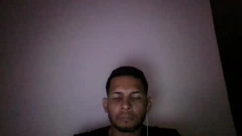 parejalatina15 online show from 09.18.25