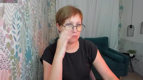 Paris online show from 02.20.25