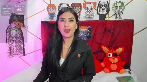 paris_evans_01 online show from 10.24.25