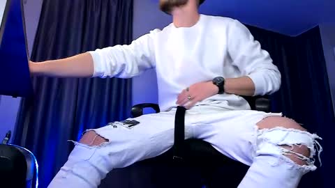 Paris online show from 04.27.26
